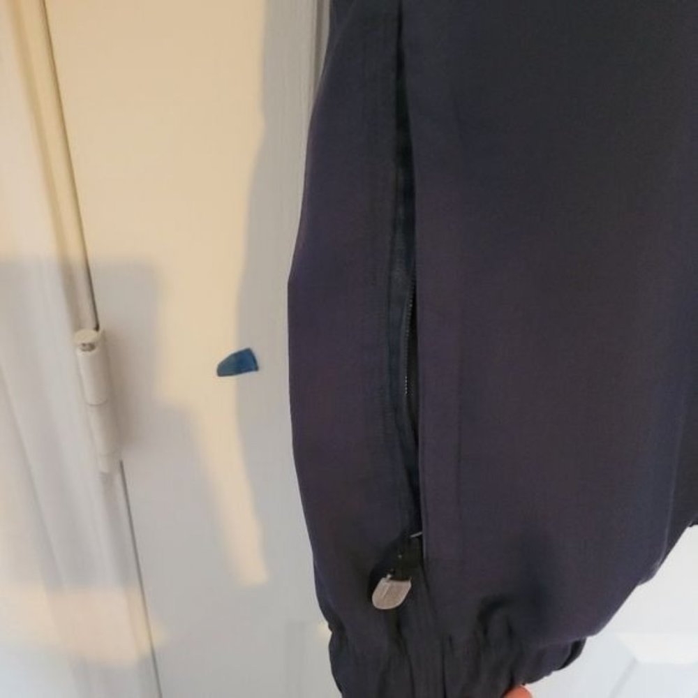 Adidas Climateshell Wind Men's Medium Purple/White Pullover Zipper Pockets Logo - Picture 3 of 7